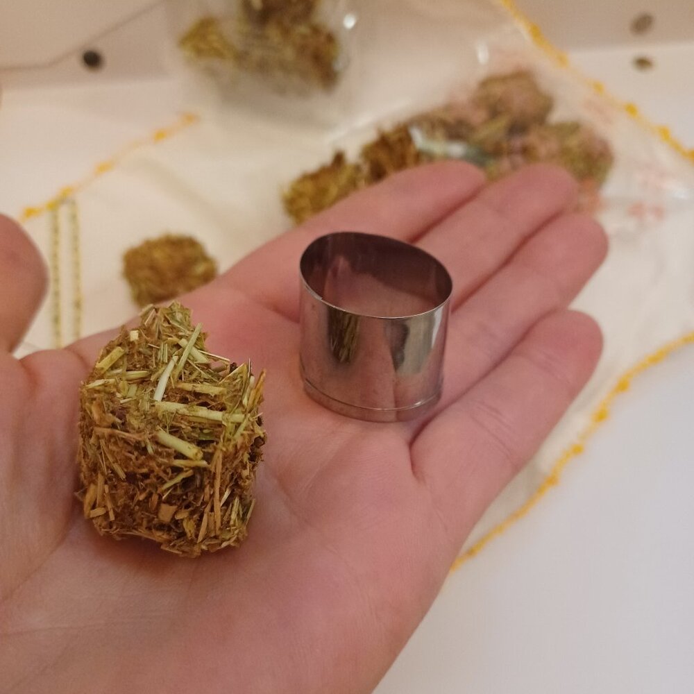 All Natural Homemade Rabbit Treats - Picture 5 of 9